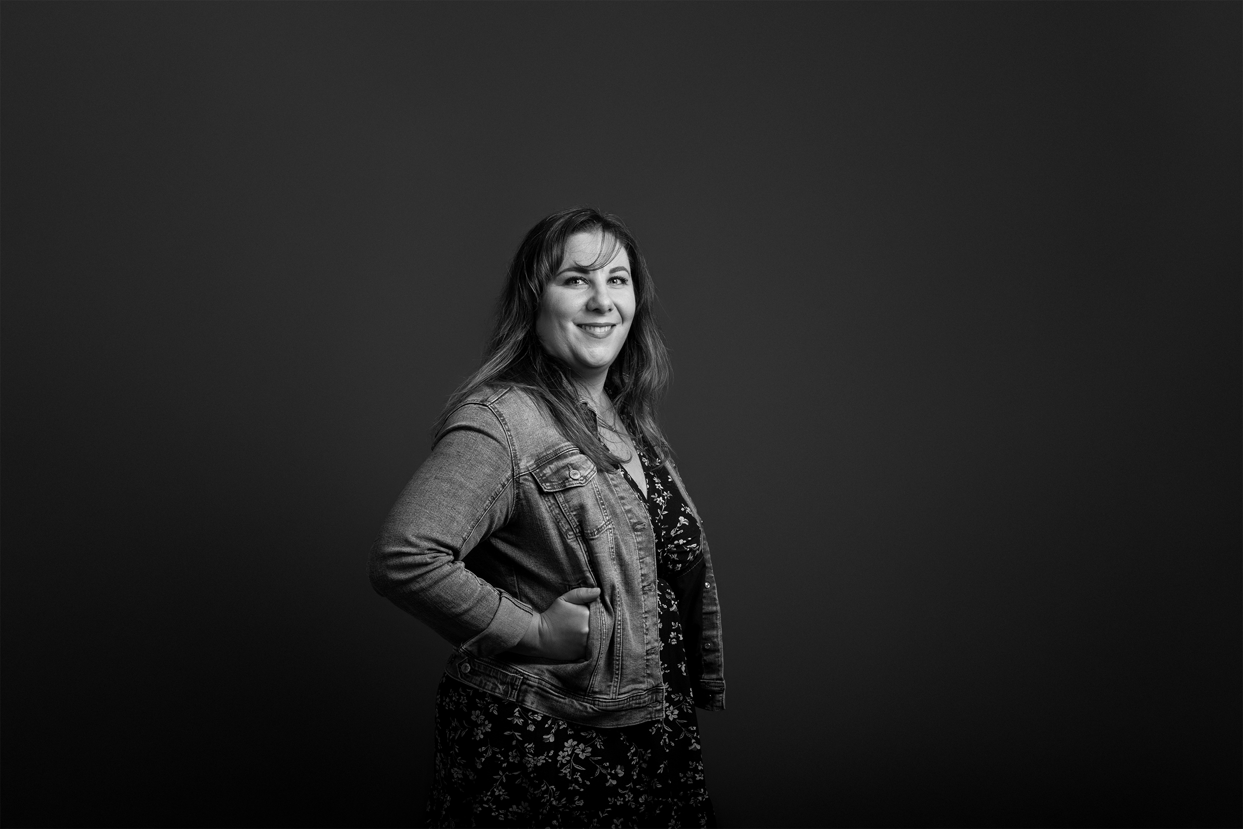 Portrait de Sabrina Kebbab décoratrice intérieur bourg en bresse